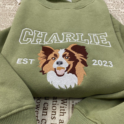 Custom Embroidery Dog Photo Sweatshirt with Outline Names