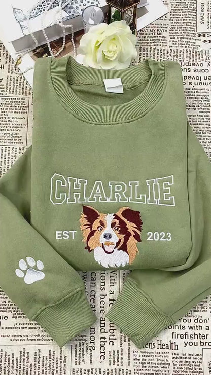 Custom Embroidery Dog Photo Sweatshirt with Outline Names